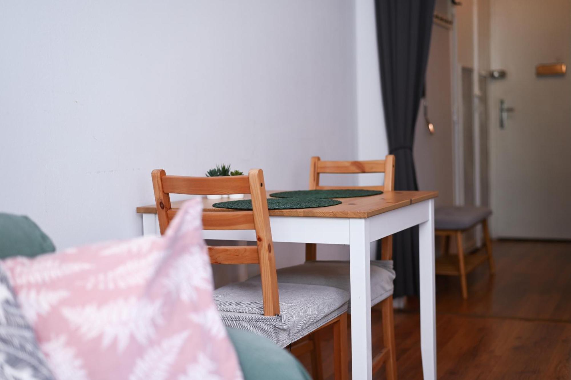 Central Urban Studio - Style Meets Comfort Bratislava Luaran gambar