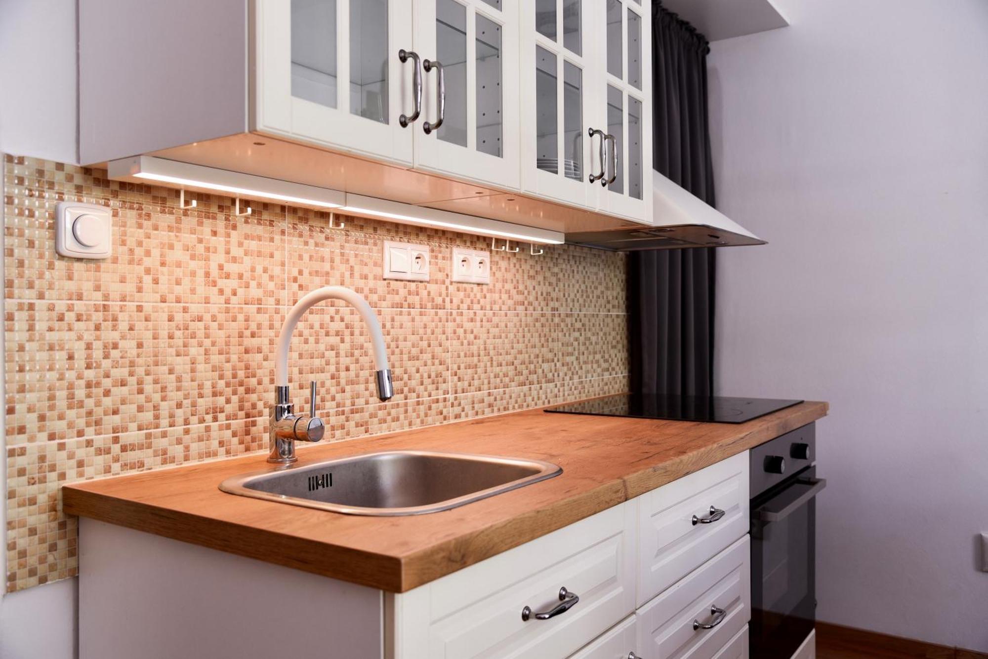 Central Urban Studio - Style Meets Comfort Bratislava Luaran gambar