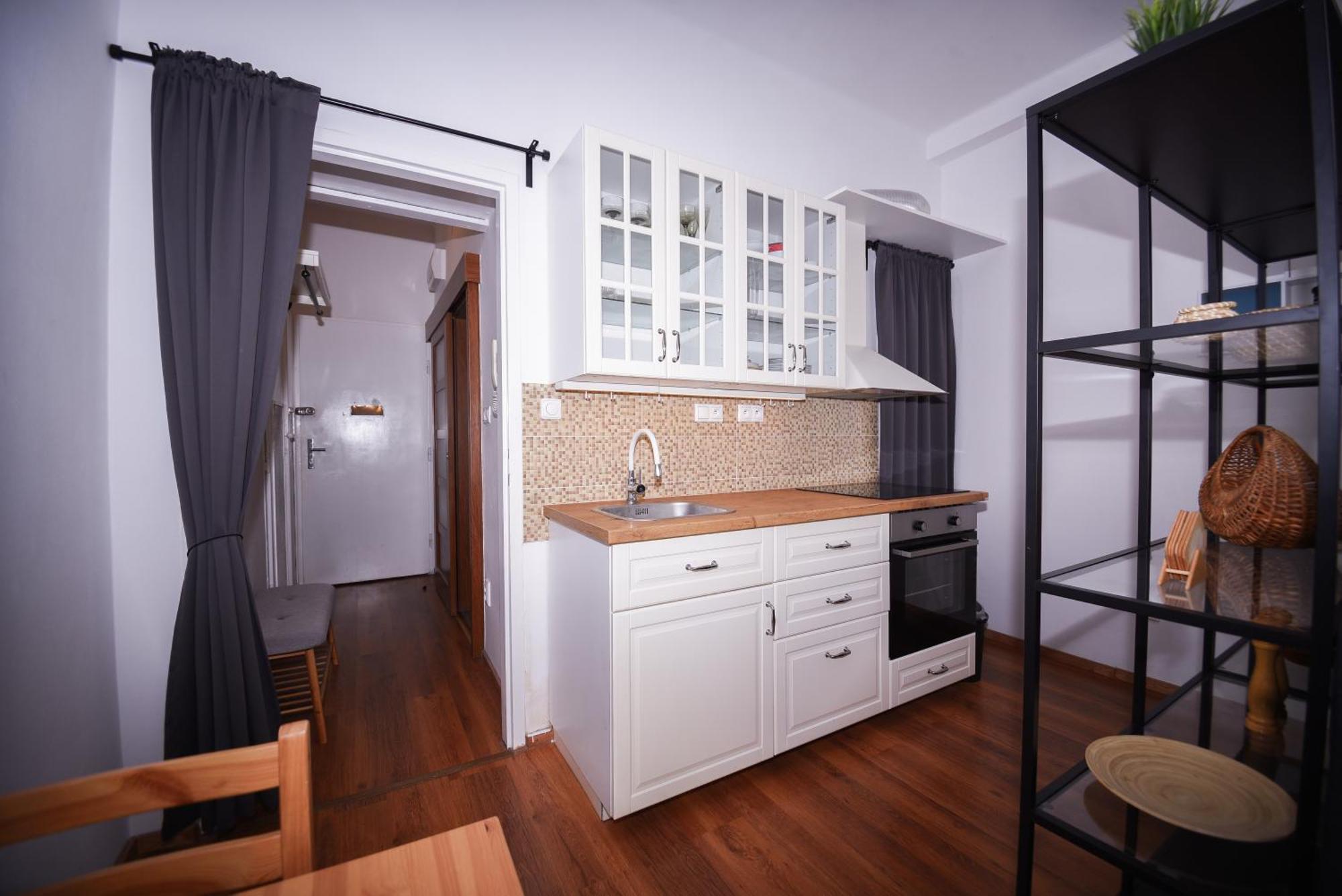 Central Urban Studio - Style Meets Comfort Bratislava Luaran gambar