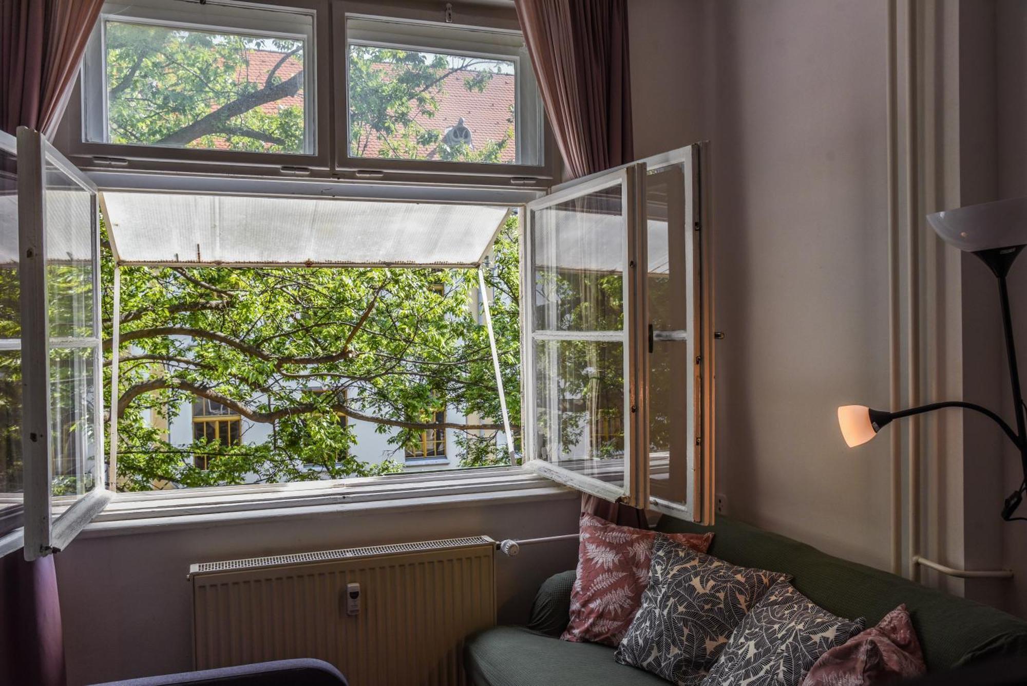 Central Urban Studio - Style Meets Comfort Bratislava Luaran gambar